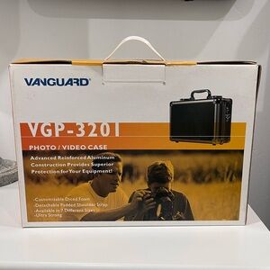 Vanguard VGP- 3201 Protective Hard Case Photo Video
